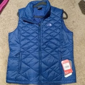 NWT North Face Puffer Vest